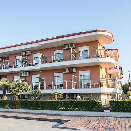 Denis Studios And Apartments Paralía المظهر الخارجي الصورة