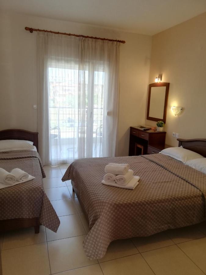 Denis Studios And Apartments Paralía المظهر الخارجي الصورة