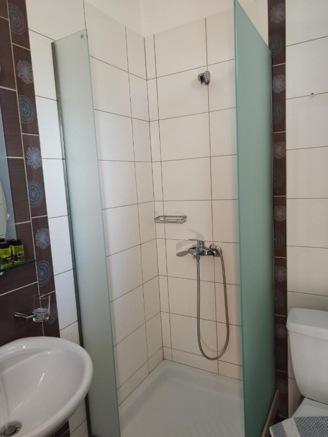 Denis Studios And Apartments Paralía المظهر الخارجي الصورة